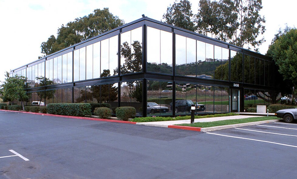 More Photos Of 3456 Camino del Rio N, San Diego Office For Lease