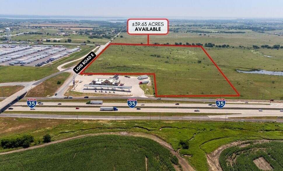 Primary Photo Of I-35 @ Lois Rd, Sanger Land For Sale