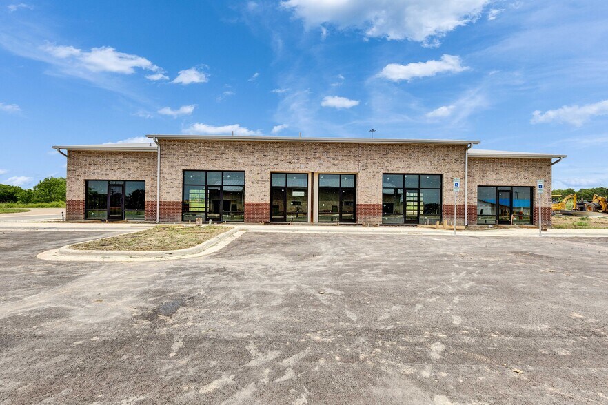 More Photos Of 340 E FM 150, Kyle Unknown For Lease