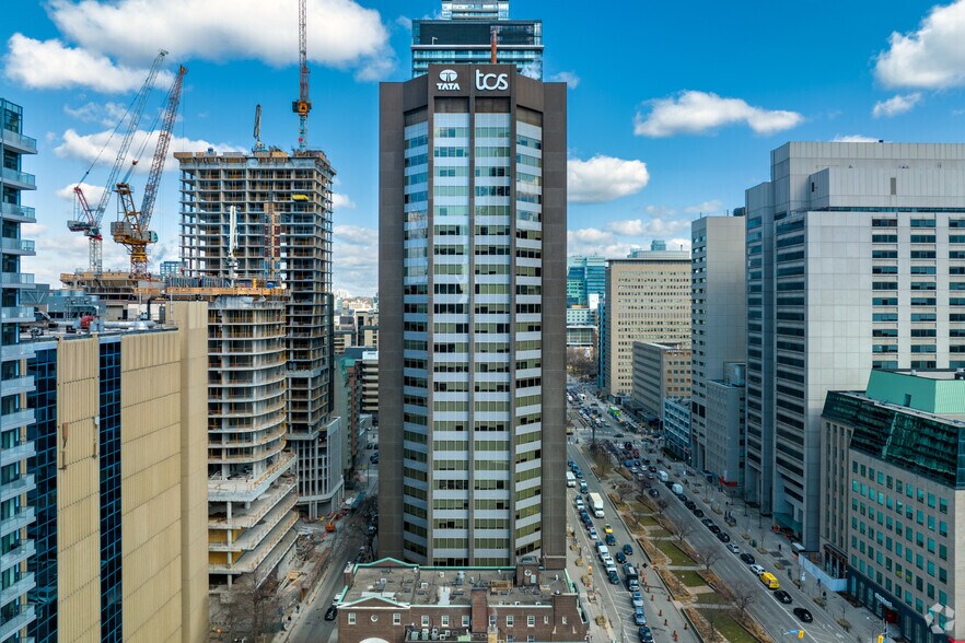 More Photos Of 400 University Ave, Toronto Office For Sale