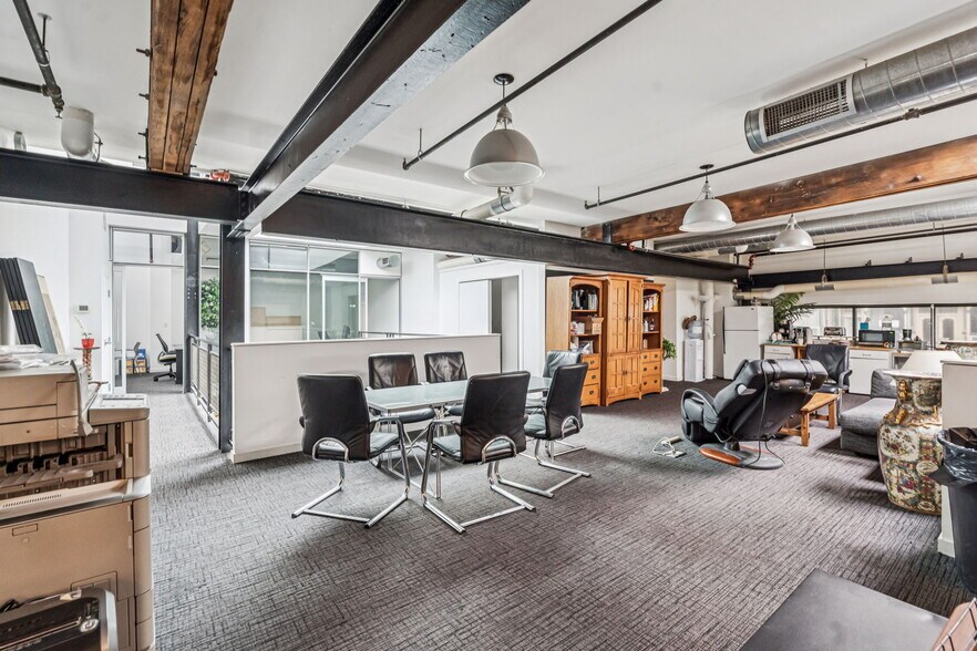 More Photos Of ,  Unknown For Sale