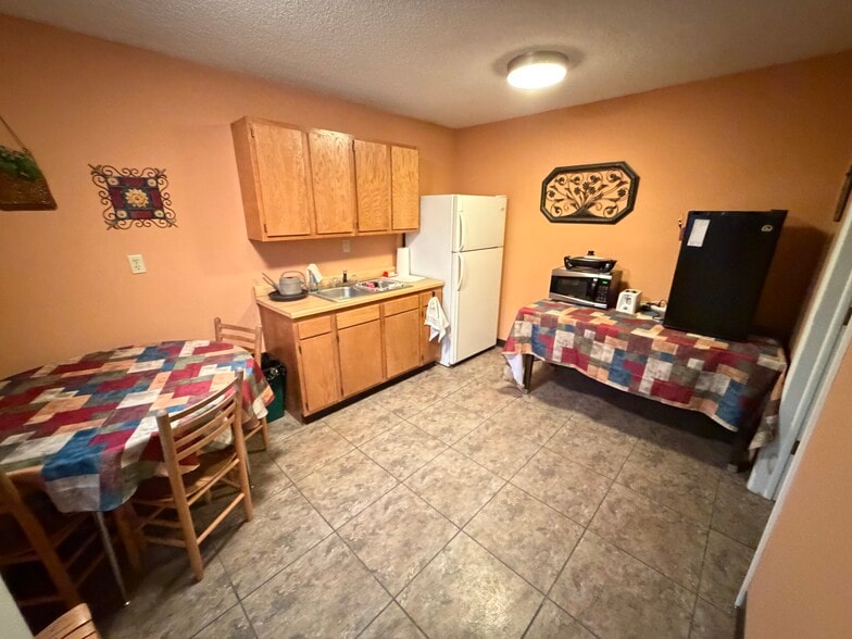 More Photos Of 1197 Beverly Pike, Elkins General Retail For Sale