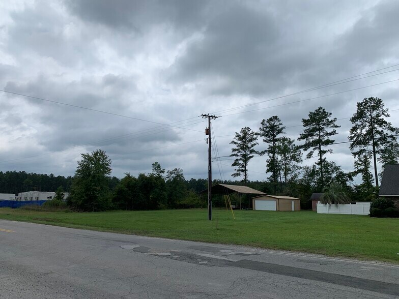 More Photos Of 2893 Little Neck Rd, Bloomingdale Land For Lease