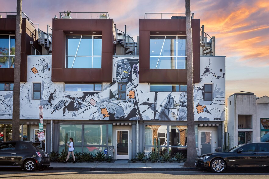 Primary Photo Of Abbot Kinney Blvd, Venice Loft Creative Space For Lease