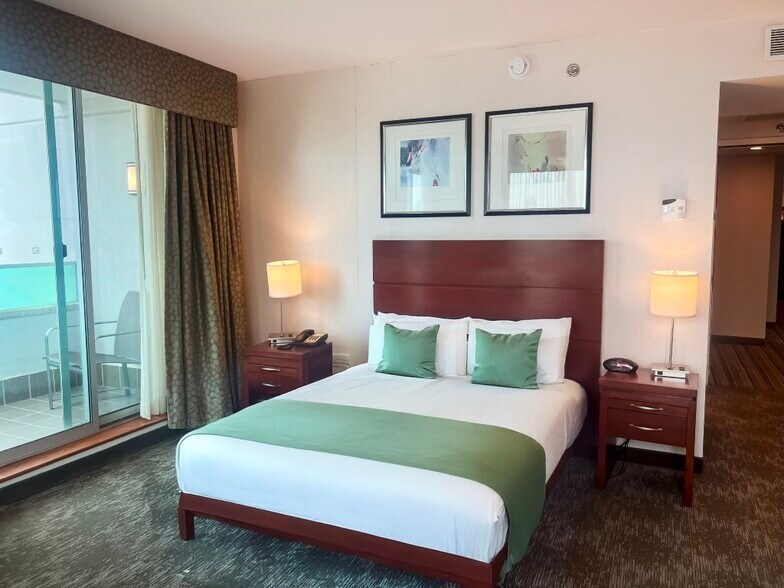 More Photos Of 39-05 29th St, Long Island City Hotel For Sale