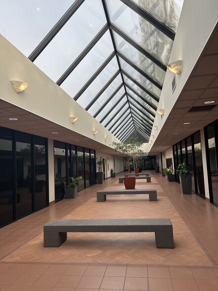 More Photos Of 2607 N Grandview Blvd, Waukesha Office For Lease