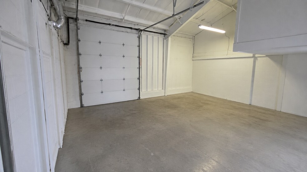 More Photos Of 2791-2795 Industrial Ln, Broomfield Warehouse For Lease