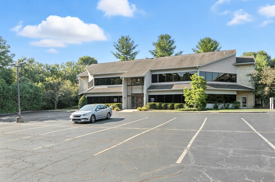 More Photos Of 5636 Bridgetown Rd, Cincinnati Medical For Sale