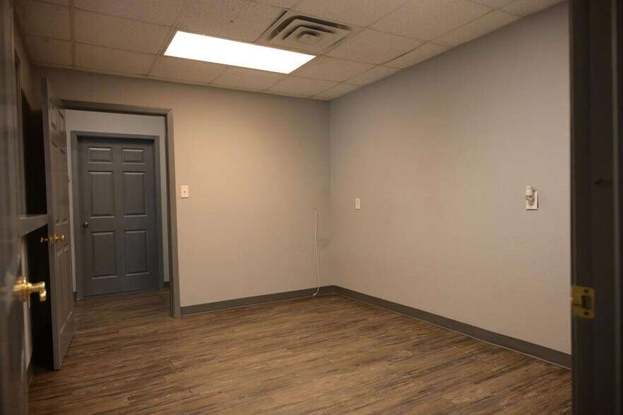 More Photos Of 3611 E State Highway 158, Midland Unknown For Lease