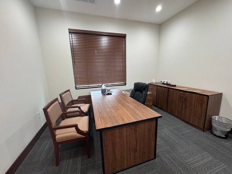 More Photos Of 3430 Paddocks Pky, Suwanee Office For Sale