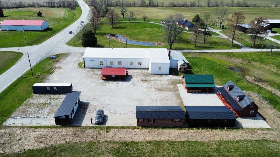 More Photos Of 677 S Cardinal Ln, Scottsburg Industrial For Sale