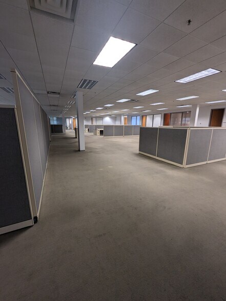 More Photos Of 2800 Duncan Rd, Lafayette Manufacturing For Lease