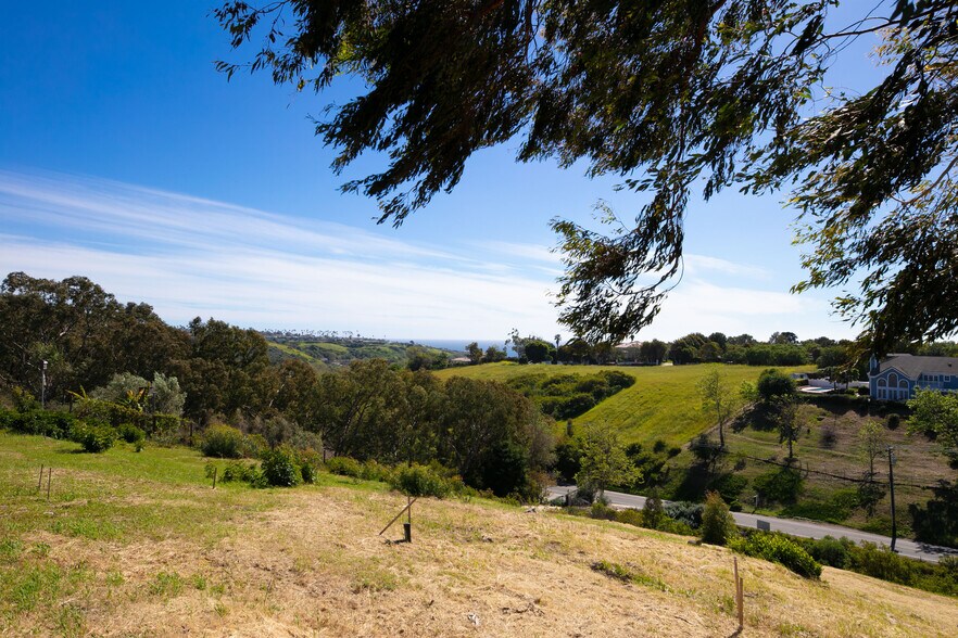 More Photos Of 5936 Busch Dr, Malibu Land For Sale