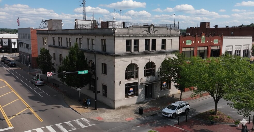 Primary Photo Of 255 Broad St., Kingsport General Retail For Sale