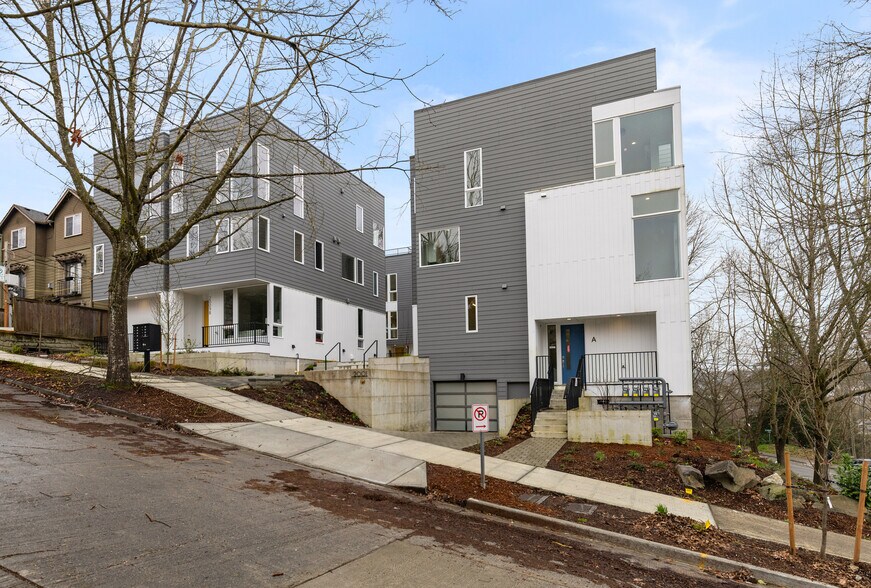 More Photos Of 2009 S Norman St, Seattle Multifamily For Sale