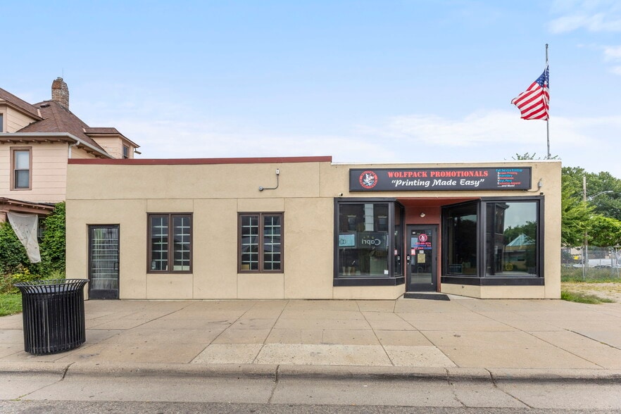 Primary Photo Of 2038 W Broadway Ave, Minneapolis Storefront For Sale
