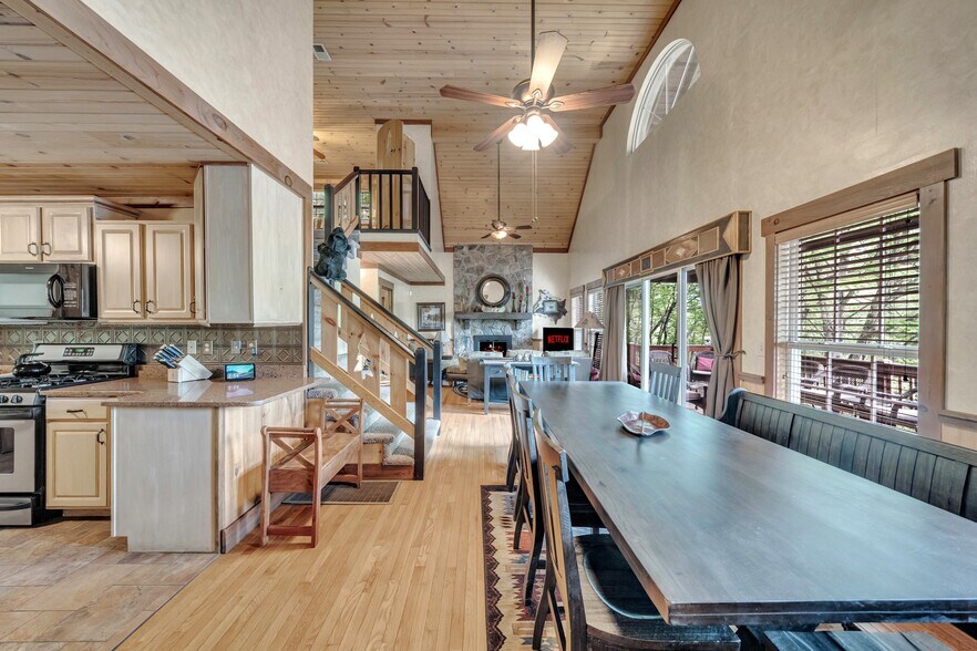 More Photos Of 2003 Bend of the Riv, Hiawassee Lodge Meeting Hall For Sale