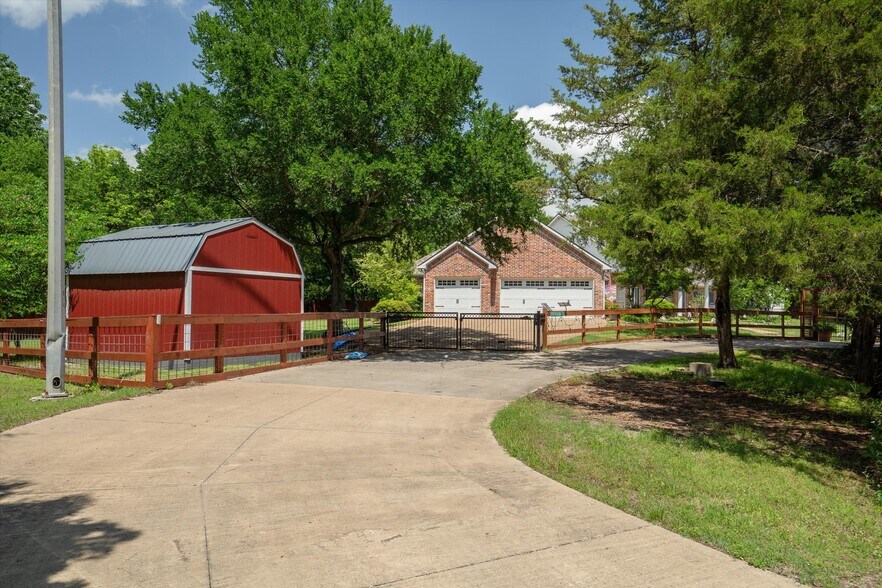 More Photos Of 14303 US Highway 380 W, Farmersville Land For Sale