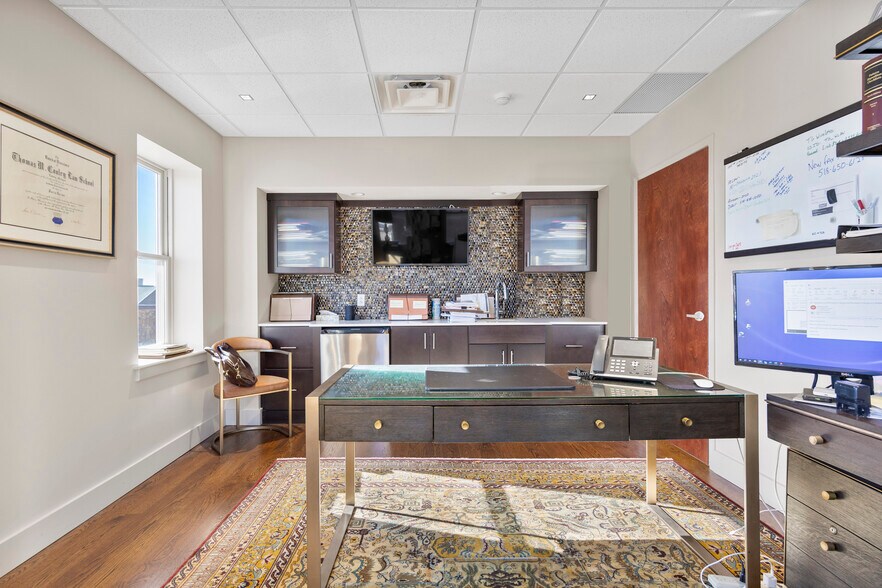 More Photos Of 22 Clinton Ave, Albany Office Residential For Sale