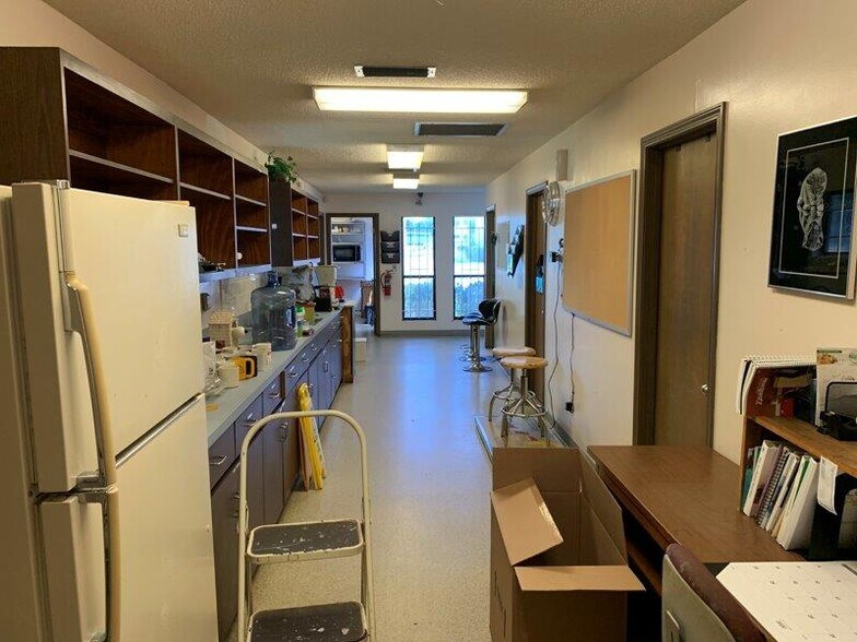 More Photos Of 10569 Lem Turner Rd, Jacksonville Medical For Sale