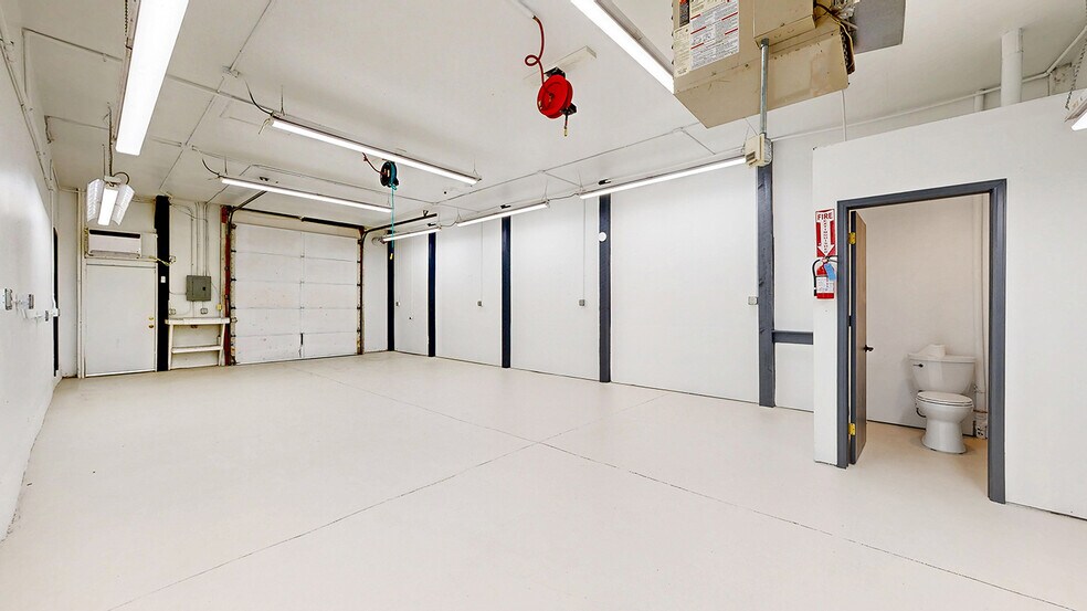 More Photos Of 1400 E Eisenhower Blvd, Loveland Unknown For Lease