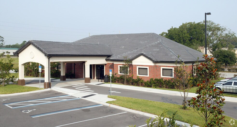 More Photos Of 530-534 Ocoee Commerce Pky, Ocoee Medical For Sale