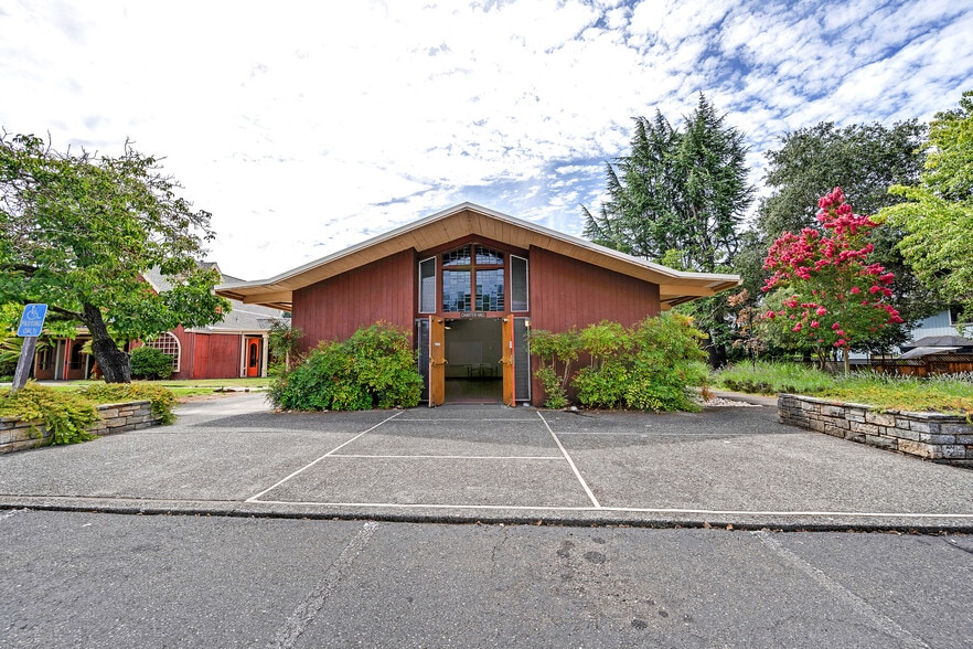 More Photos Of 4930 Newanga Ave, Santa Rosa Religious Facility For Sale