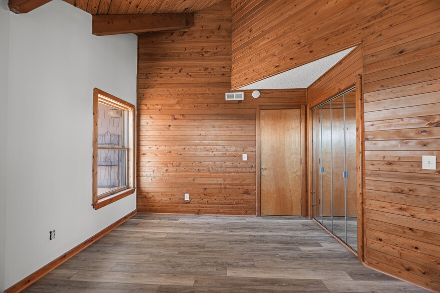 More Photos Of 1711 Bobby Lee Trl, Kill Devil Hills Apartments For Sale