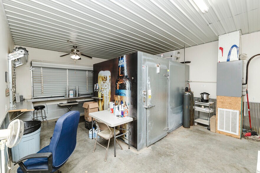 More Photos Of 1663 Georgia Rd, Humboldt Specialty For Sale