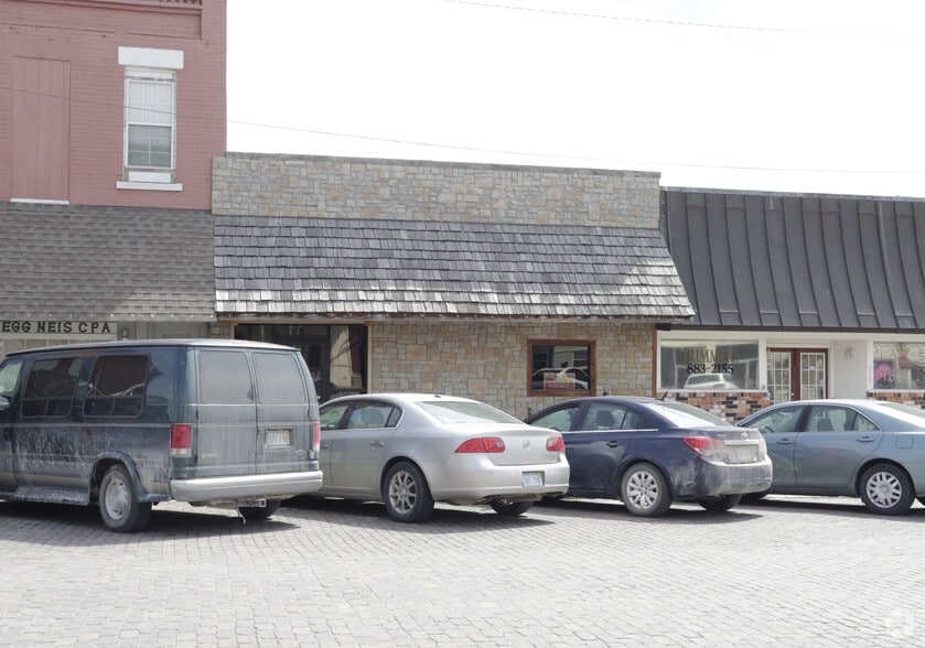 More Photos Of 511 Main St, Wellsville Office For Sale