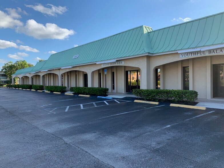 More Photos Of 10887 N Military Trl, Palm Beach Gardens Medical For Lease