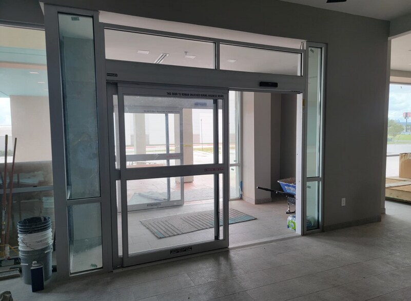 More Photos Of 101 Grapefruit Blvd, Mission Hotel For Sale