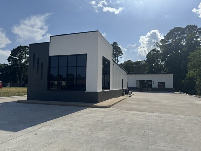 More Photos Of 923 Honea Egypt rd, Magnolia Flex For Lease