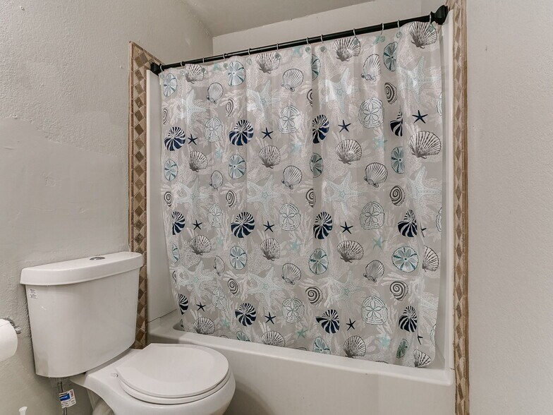 More Photos Of 5201 Washington Blvd, Spencer Land For Sale