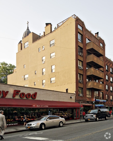 More Photos Of 50 Avenue A, New York Apartments For Lease