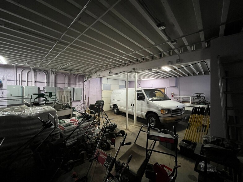 More Photos Of 1901 S Bannock St, Denver Warehouse For Lease