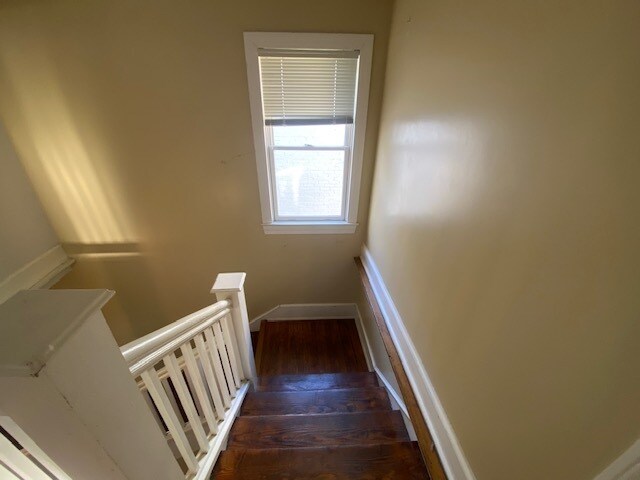 More Photos Of 2322 Devine St, Columbia Office Residential For Lease