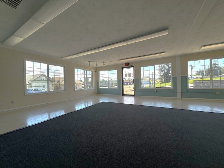 More Photos Of 2184 Broadway Ave, North Bend Office For Sale