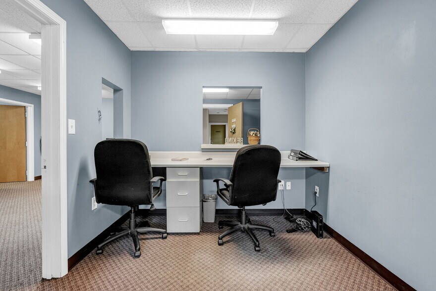 More Photos Of 4171 Marietta St, Powder Springs Medical For Sale