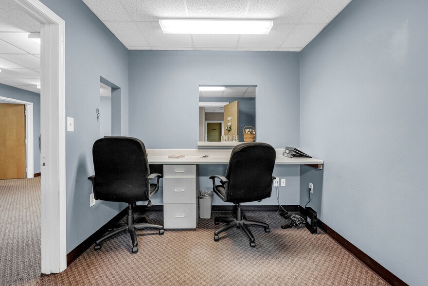 More Photos Of 4171 Marietta St, Powder Springs Medical For Lease
