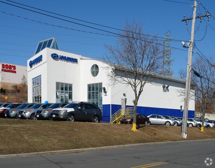 More Photos Of 140 W Rt-59, Nanuet Auto Dealership For Sale
