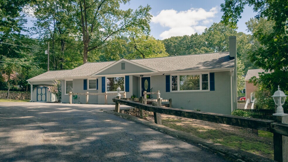 Primary Photo Of 3042 Brambleton Ave, Roanoke Office Residential For Sale