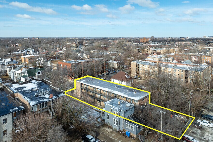 More Photos Of 7635 S Coles Ave, Chicago Apartments For Sale