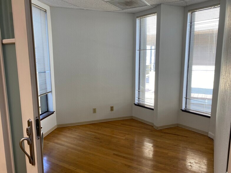 More Photos Of 1350 Dell Ave, Campbell Office For Lease