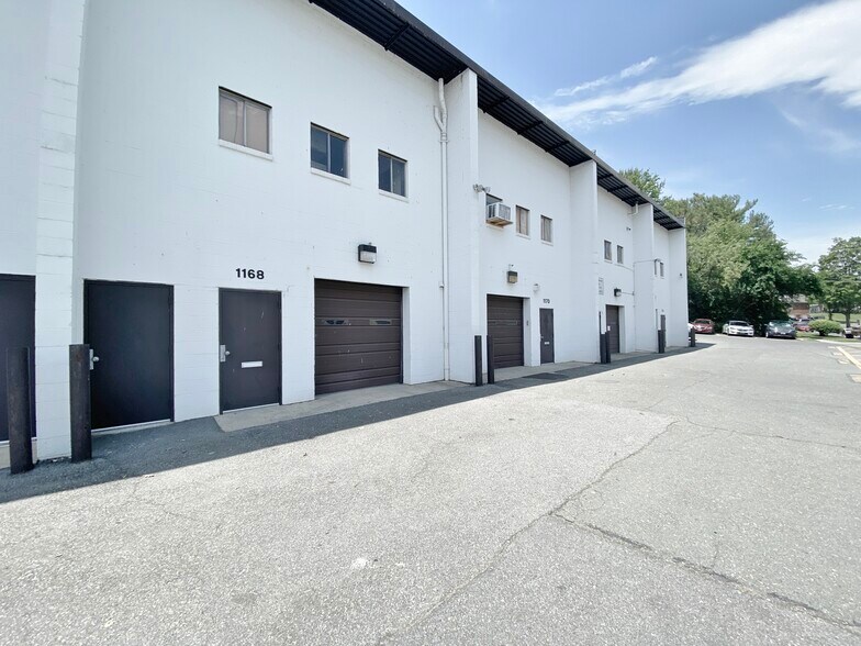 Primary Photo Of 1148-1174 Taft St, Rockville Warehouse For Lease