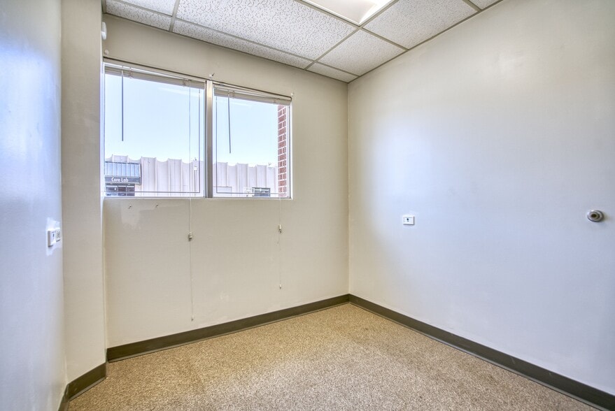 More Photos Of 2590 W 2nd Ave, Denver Flex For Lease