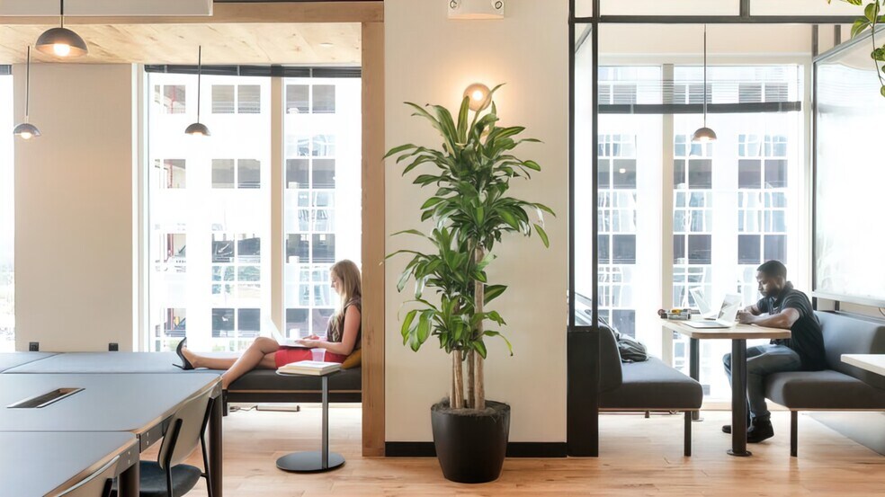 More Photos Of 3280 Peachtree Rd NE, Atlanta Coworking Space