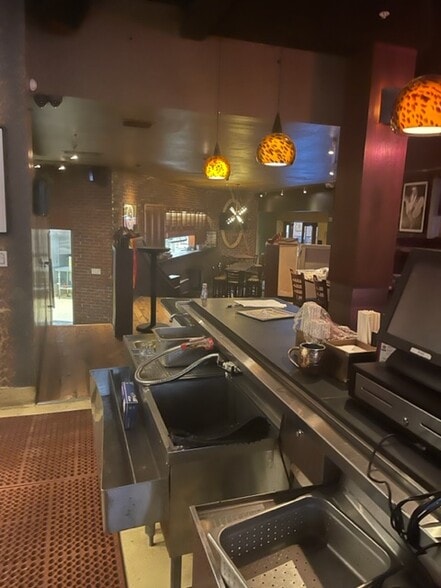 More Photos Of 531 Castro St, San Francisco Storefront Retail Residential For Lease