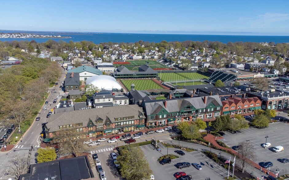 More Photos Of 160-184 Bellevue Ave, Newport General Retail For Lease