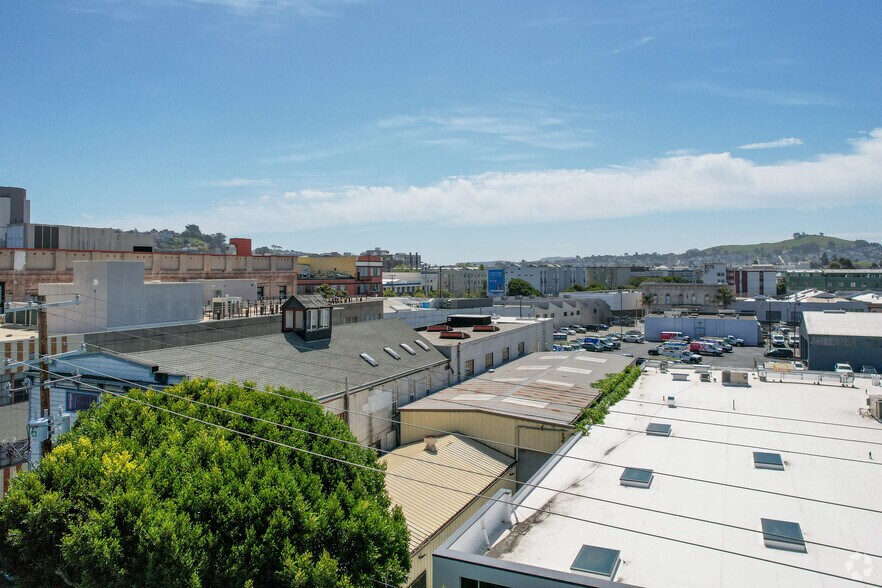 More Photos Of 2757 16th St, San Francisco Warehouse For Lease